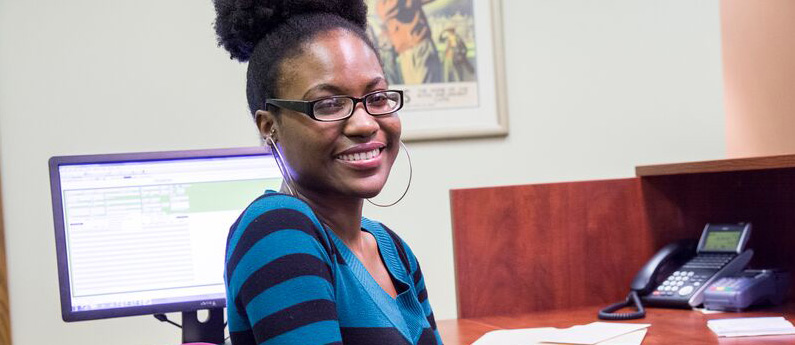 A friendly admissions advisor waiting to help you apply today.